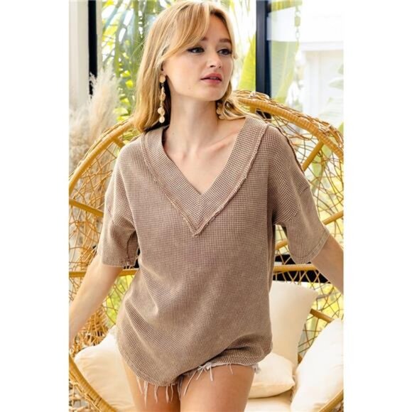 BiBi Mineral Washed V-Neck Cut Edge Detail Top - Picture 3 of 11